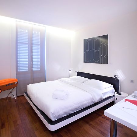 La Cour Des Augustins Boutique Gallery Design Hotel Cenevre Oda fotoğraf