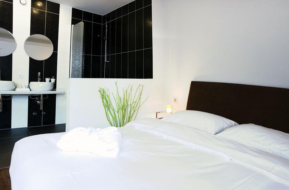 La Cour Des Augustins Boutique Gallery Design Hotel Cenevre Dış mekan fotoğraf