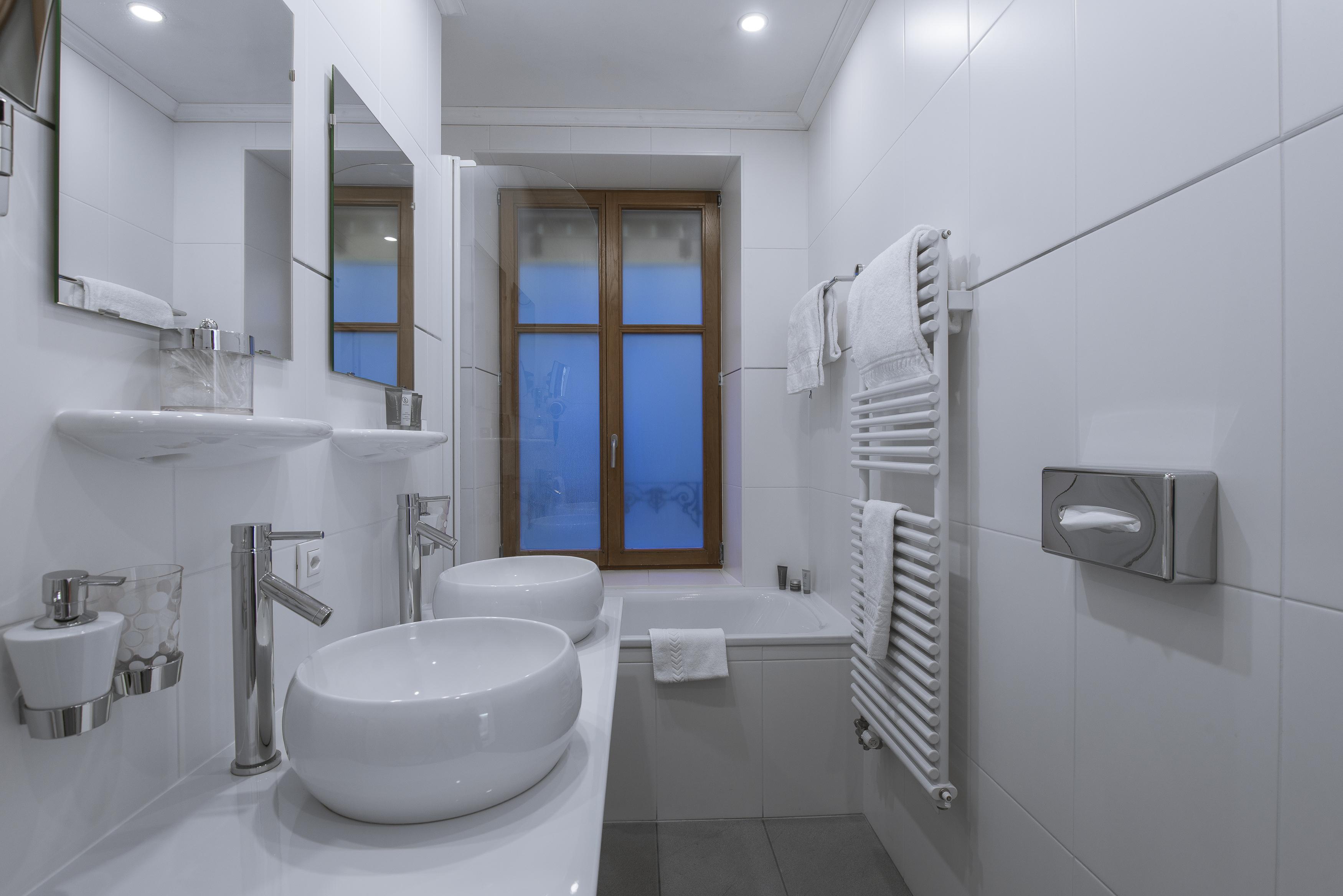 La Cour Des Augustins Boutique Gallery Design Hotel Cenevre Dış mekan fotoğraf