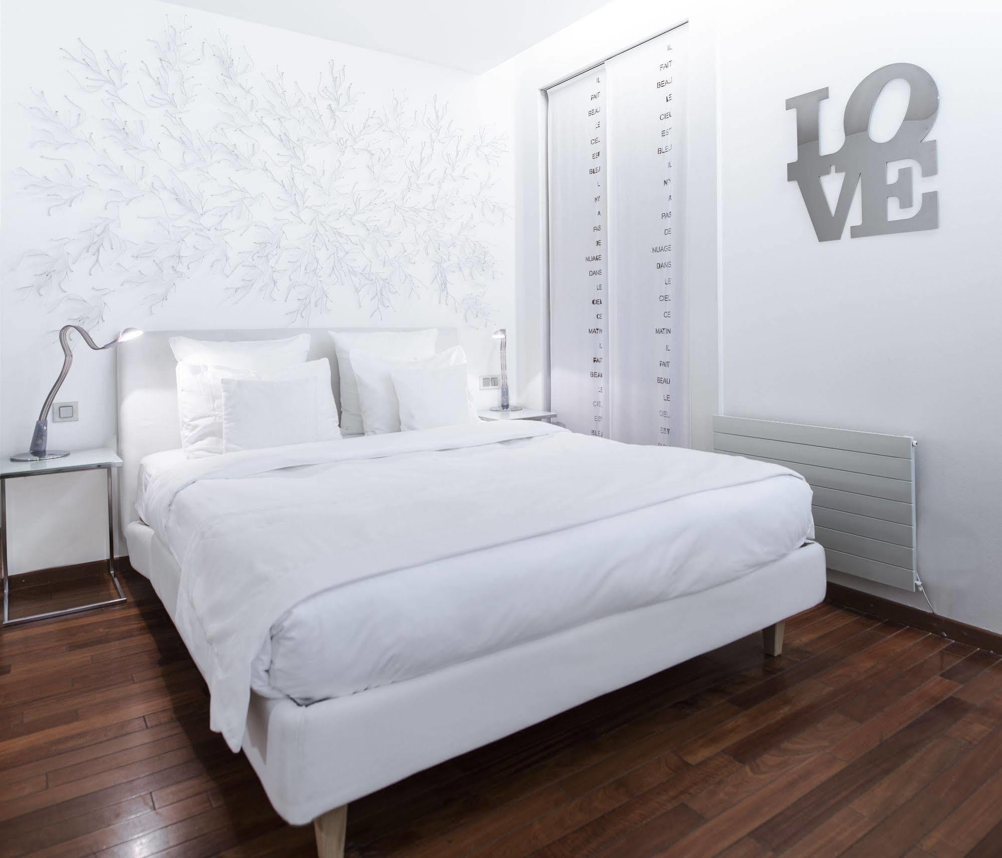 La Cour Des Augustins Boutique Gallery Design Hotel Cenevre Dış mekan fotoğraf