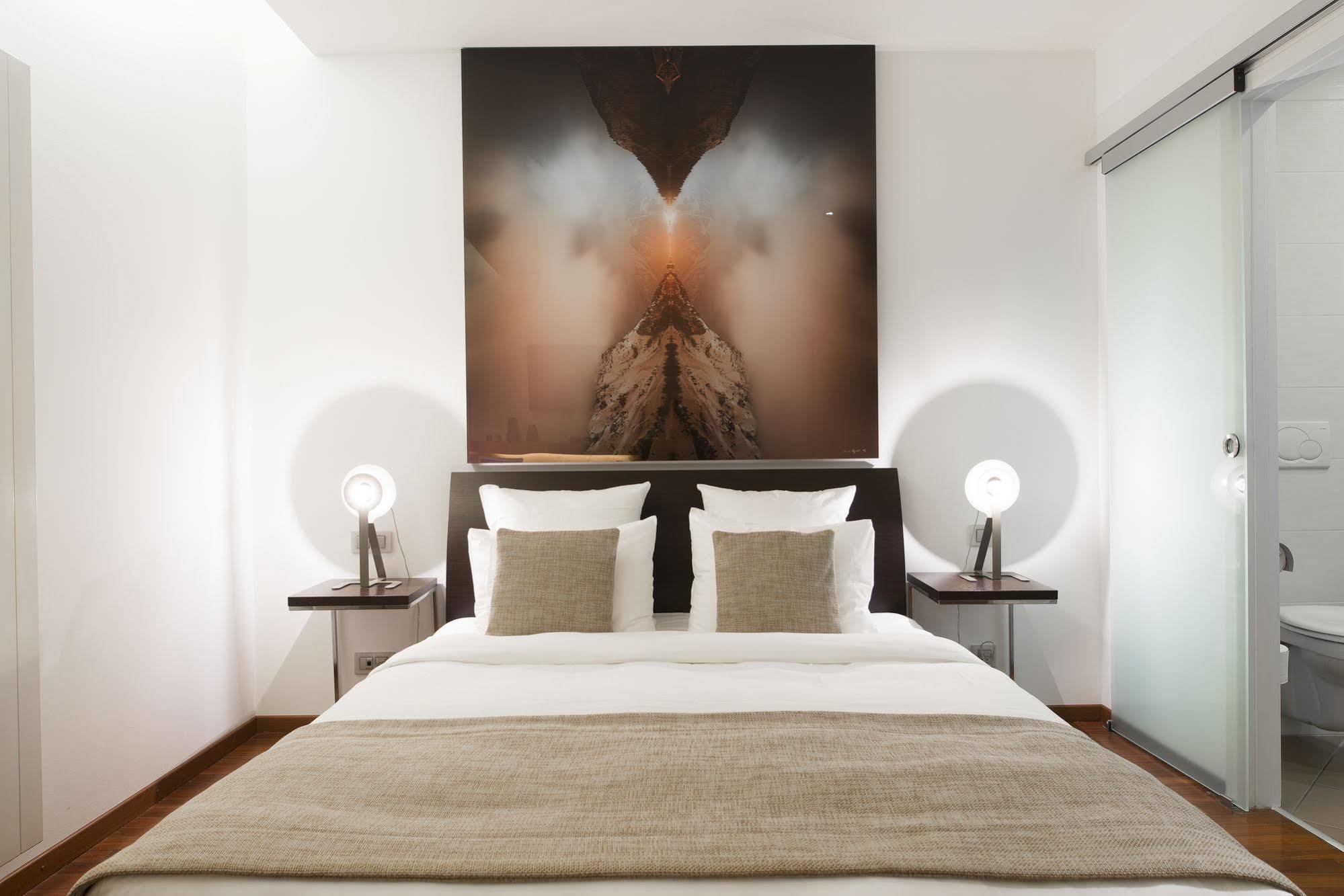 La Cour Des Augustins Boutique Gallery Design Hotel Cenevre Dış mekan fotoğraf
